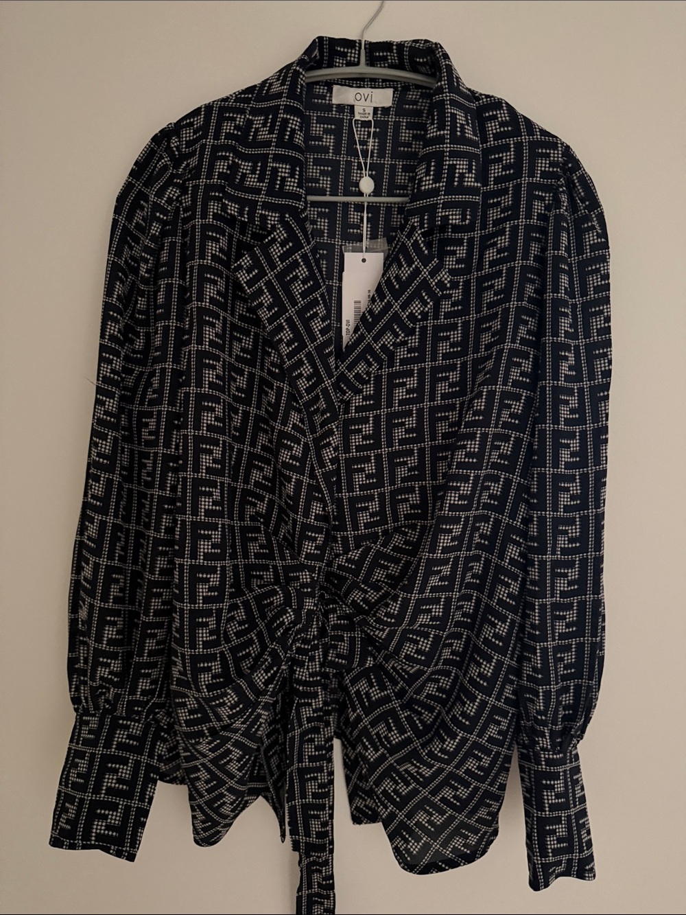Espectacular Ovi Navy blue & White Geometric Tie-Front Blouse like Fendi